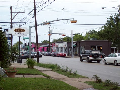 Here's a shot I snapped of Westheimer at Dunlavy, during a recent visit with my pal David.